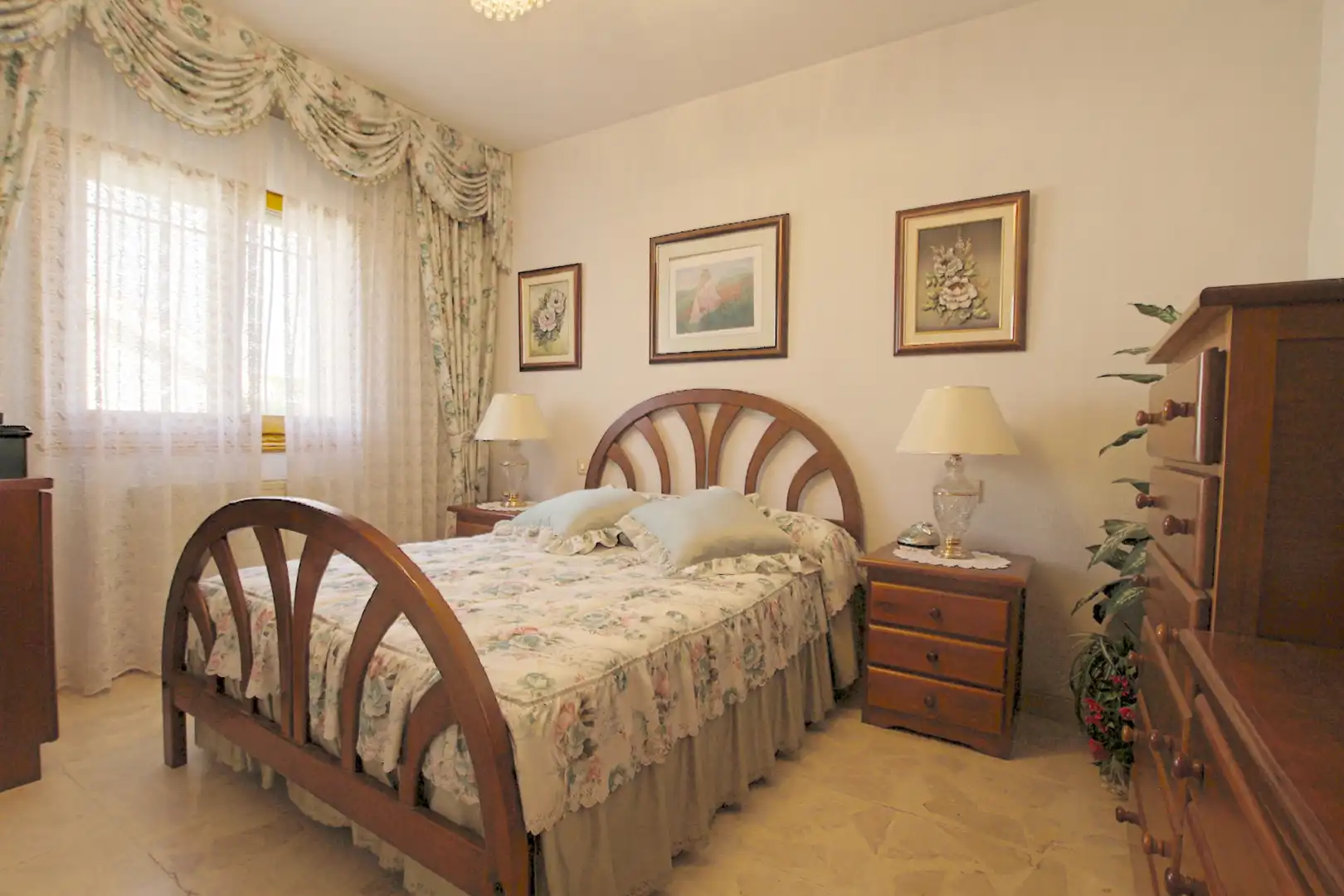 Habitación de Casa o chalet en venta en Colmenar del Arroyo con Calefacción, Jardín privado y Terraza