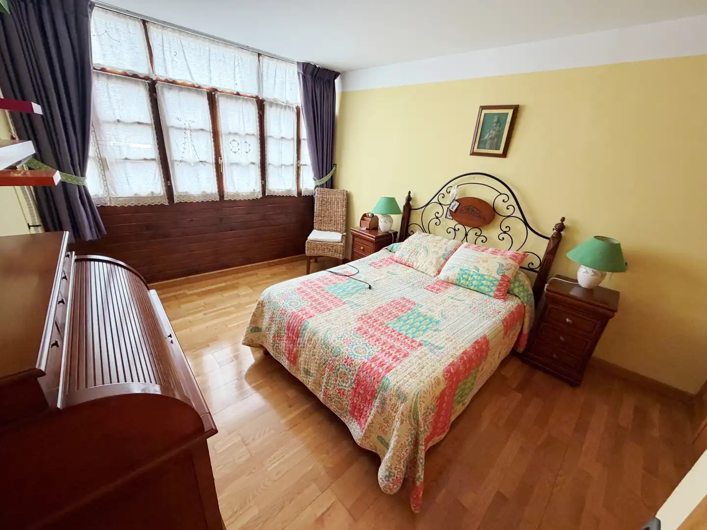 Habitación de Casa adosada en venta en Cabranes con Calefacción y Terraza