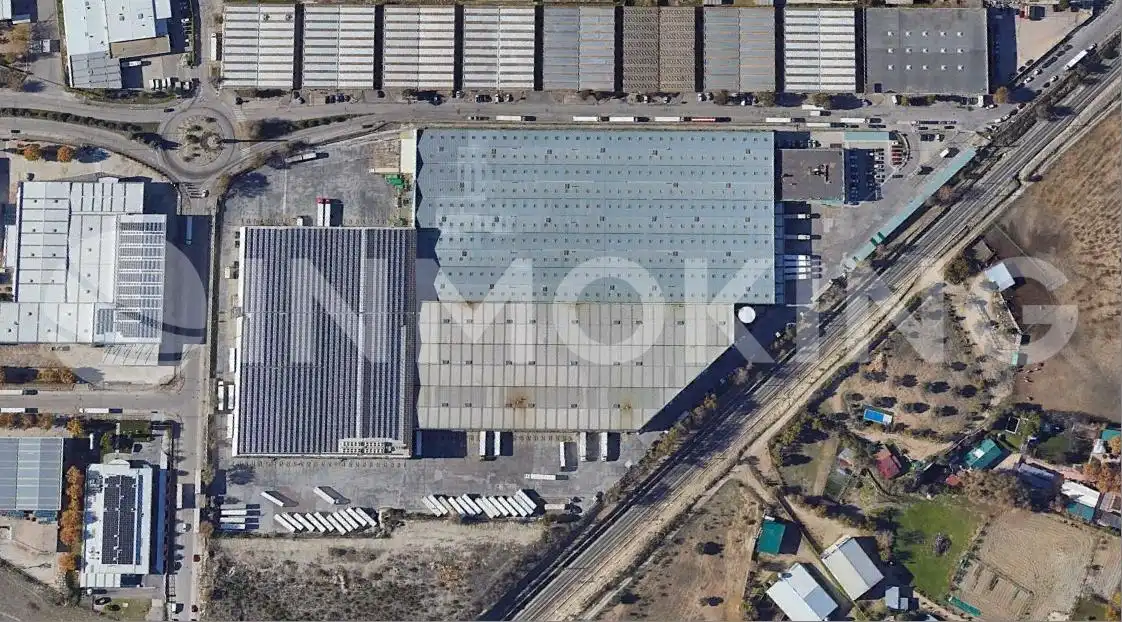Fabrikhallen zur Miete in Valdemoro mit Heizung