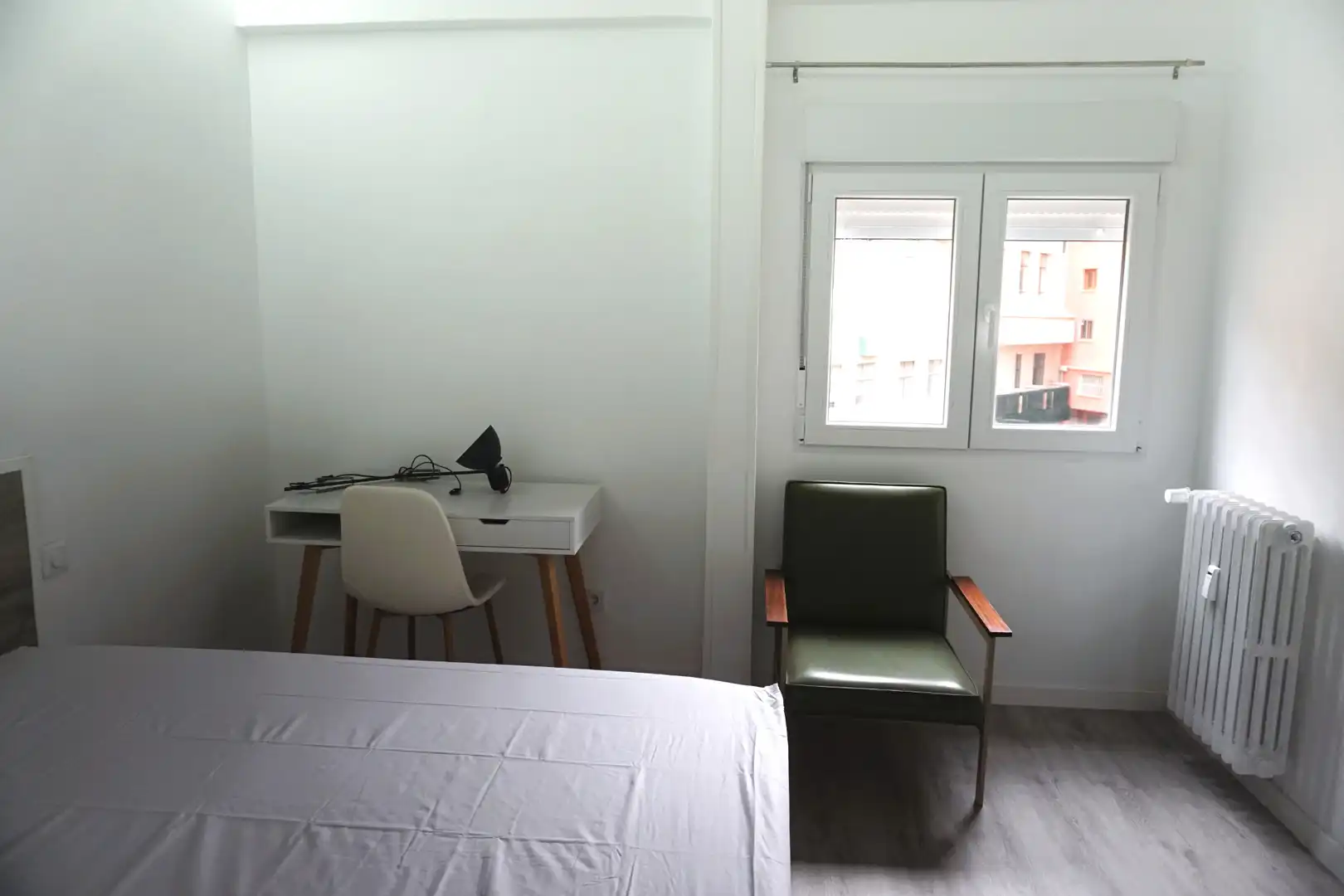 Dormitori de Pis per a compartir en Ávila amb Calefacció, Terrassa i Moblat