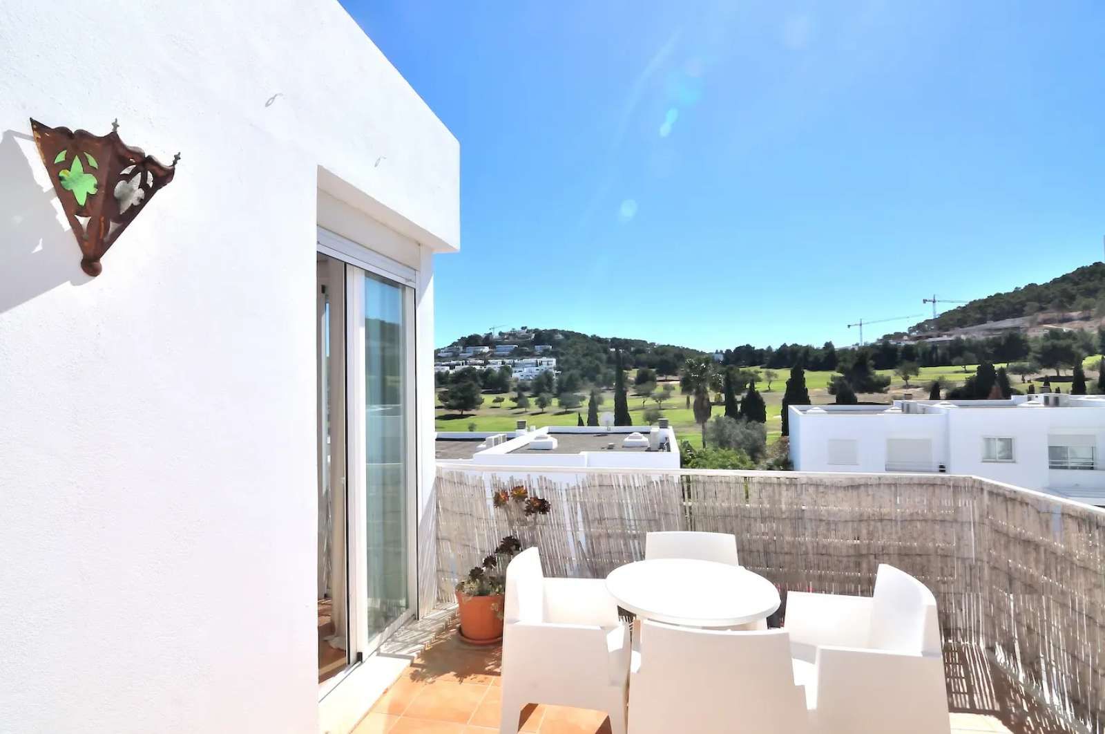 Apartment to share in Roca Llisa