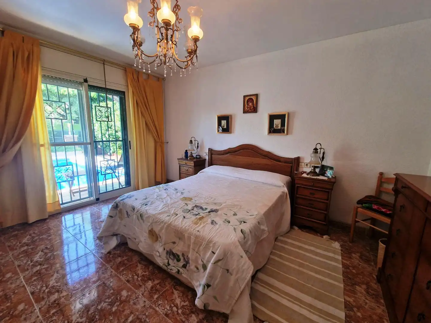 Schlafzimmer von Einfamilien-Reihenhaus zum Verkauf in Cambrils mit Heizung, Privatgarten und Terrasse