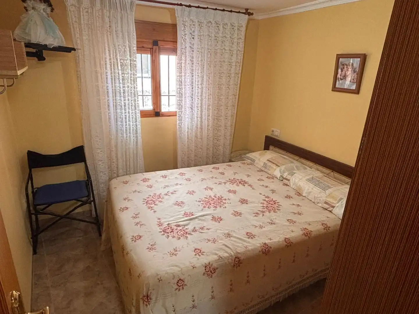 Dormitori de Casa o xalet en venda en Chulilla amb Aire condicionat, Terrassa i Balcó
