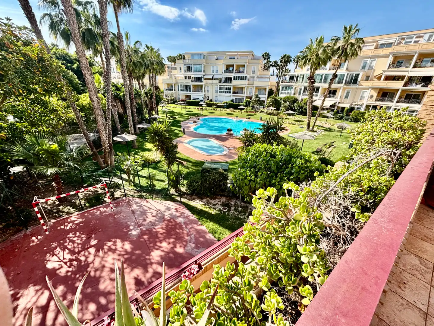 Vista exterior de Piso en venta en Alicante / Alacant con Aire acondicionado, Calefacción y Terraza