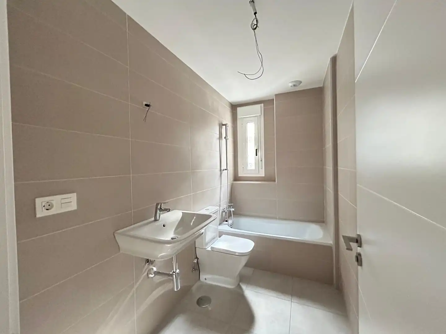 Bathroom of Flat for rent in Las Palmas de Gran Canaria  with Private garden, Parquet flooring and Terrace