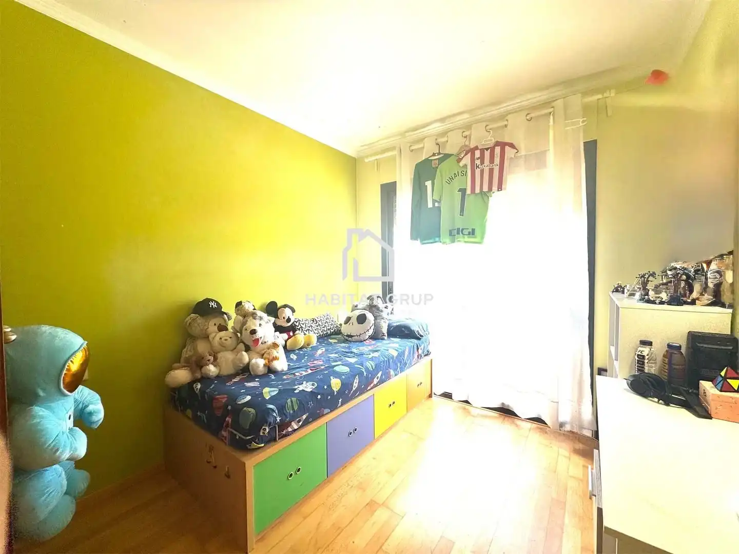 Habitación de Piso en venta en Girona con Aire acondicionado, Calefacción y Jardín privado