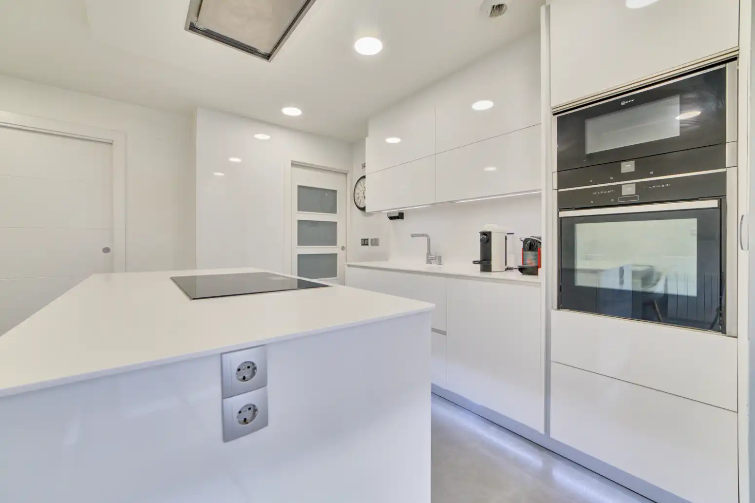 Cocina de Piso en venta en  Pamplona / Iruña con Calefacción, Terraza y Trastero