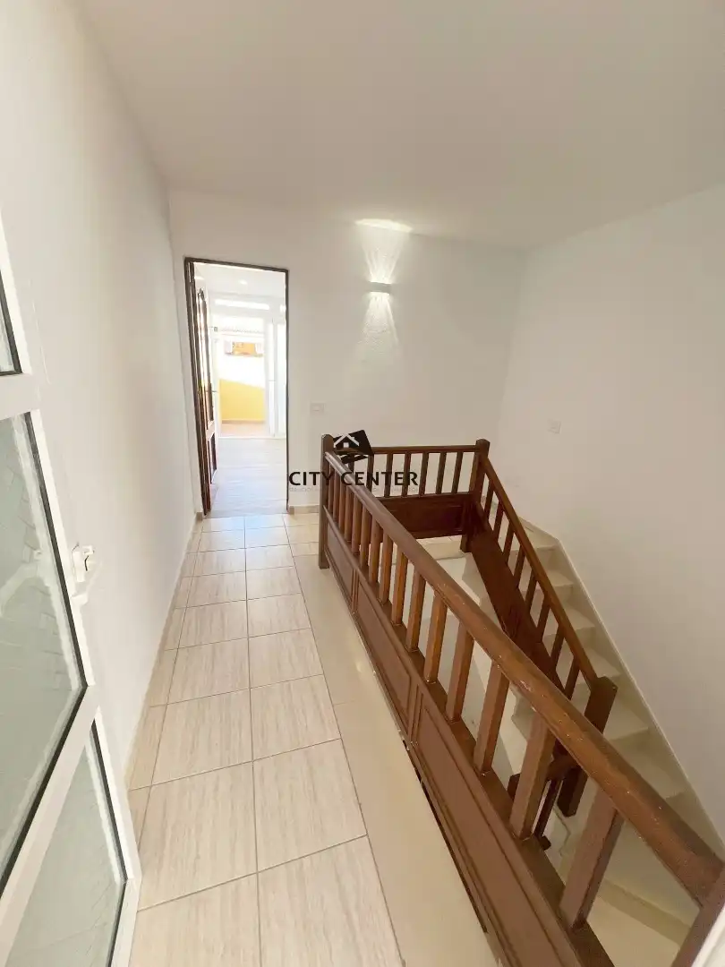 Casa adosada en venta en Arona con Terraza y Balcón