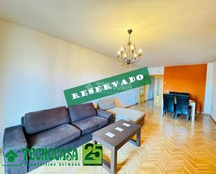Living room of Flat for sale in  Toledo Capital  with Storage room