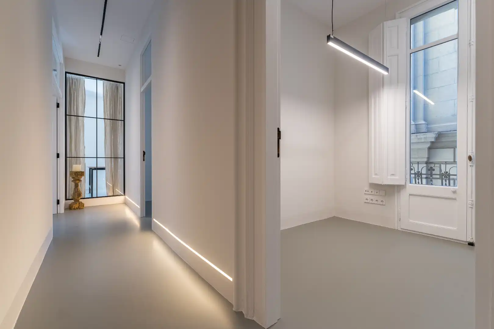 Büro zur Miete in Reus mit Klimaanlage, Heizung und Balkon