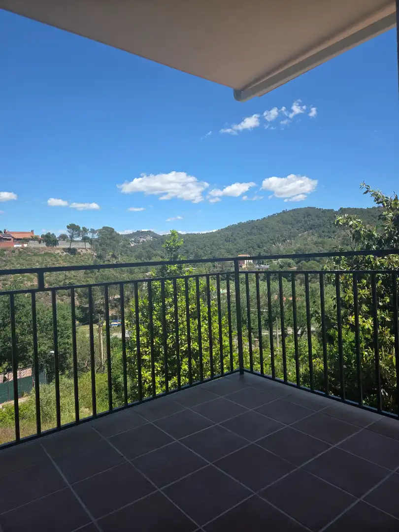 Terrassa de Casa o xalet en venda en Torrelles de Llobregat amb Aire condicionat, Calefacció i Jardí privat