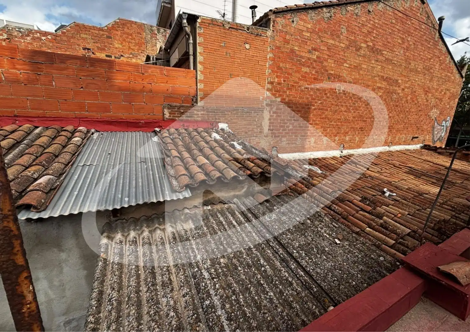 Exterior view of Houses for sale in Sabadell
