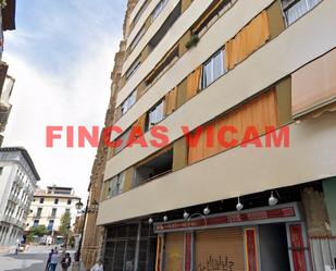 Vista exterior de Pis en venda en  Huesca Capital amb Calefacció, Parquet i Terrassa