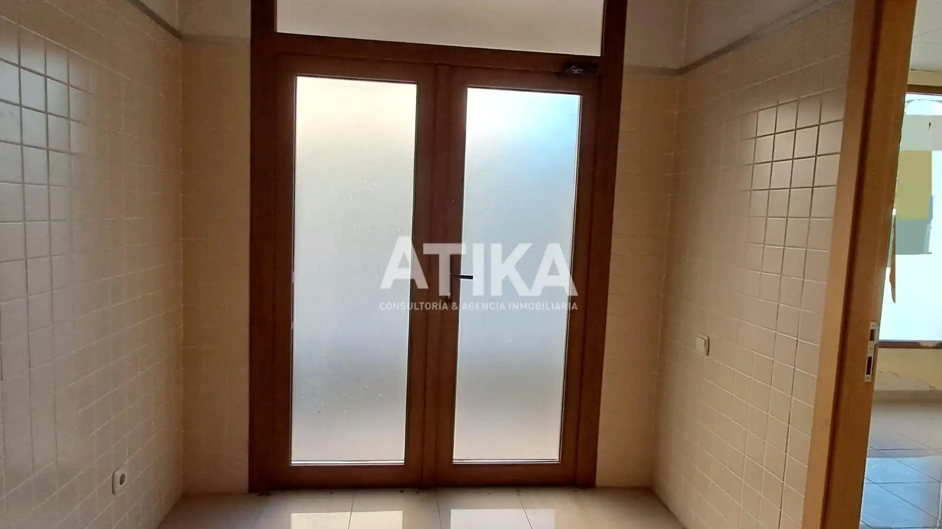 Business premises to rent in Sant Josep - Zona Hospital, imagen 12