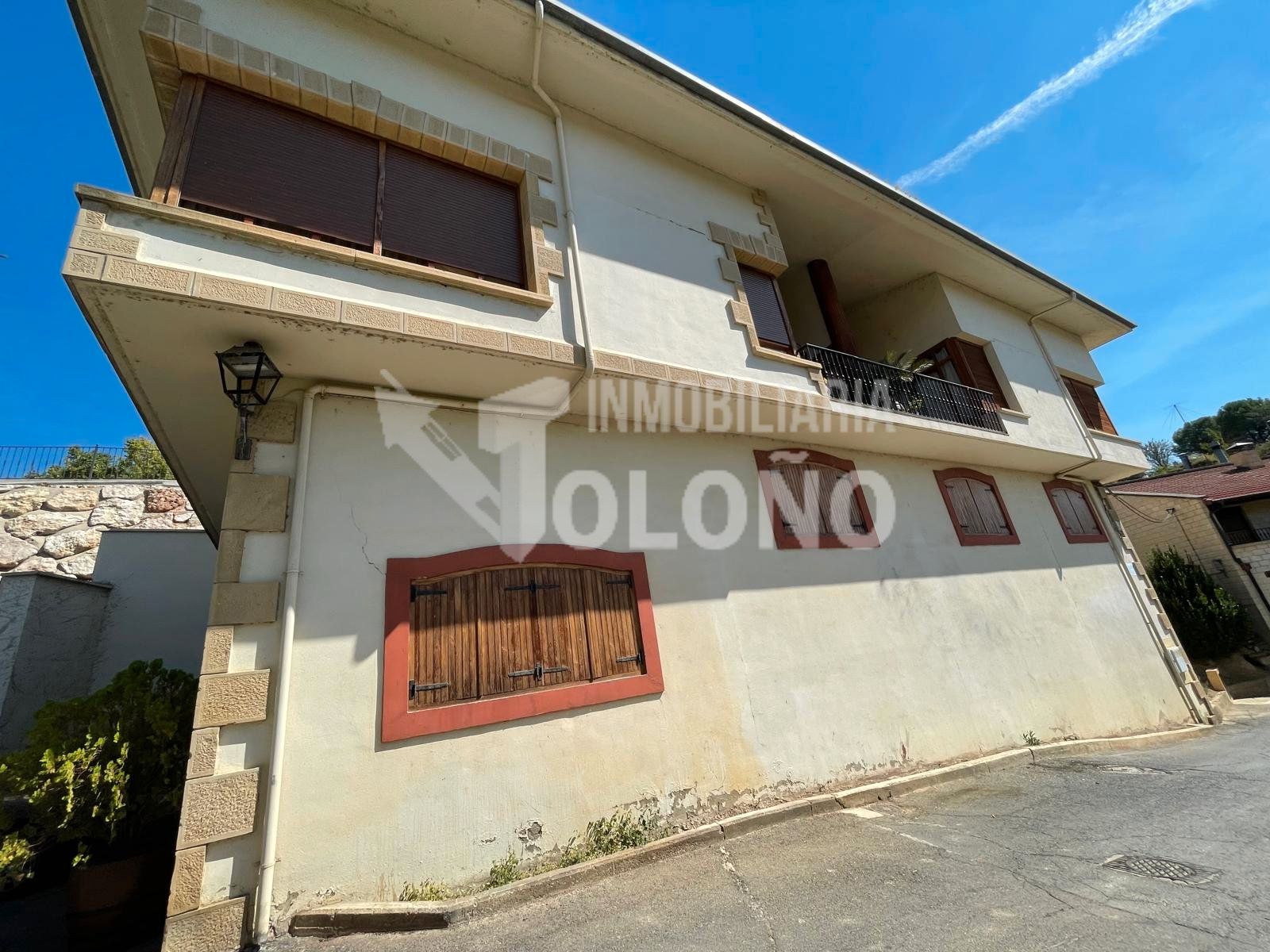 Exterior view of Duplex for sale in Villabuena de Álava / Eskuernaga  with Parquet flooring, Terrace and Storage room