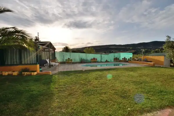 Casa rústica amb piscina en venda a Arriate, imagen 2