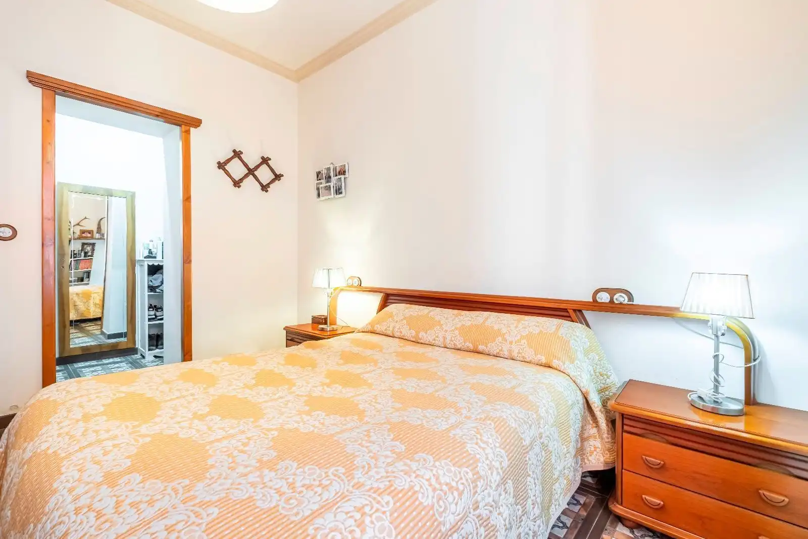 Dormitori de Casa o xalet en venda en El Pinós / Pinoso amb Calefacció, Terrassa i Traster