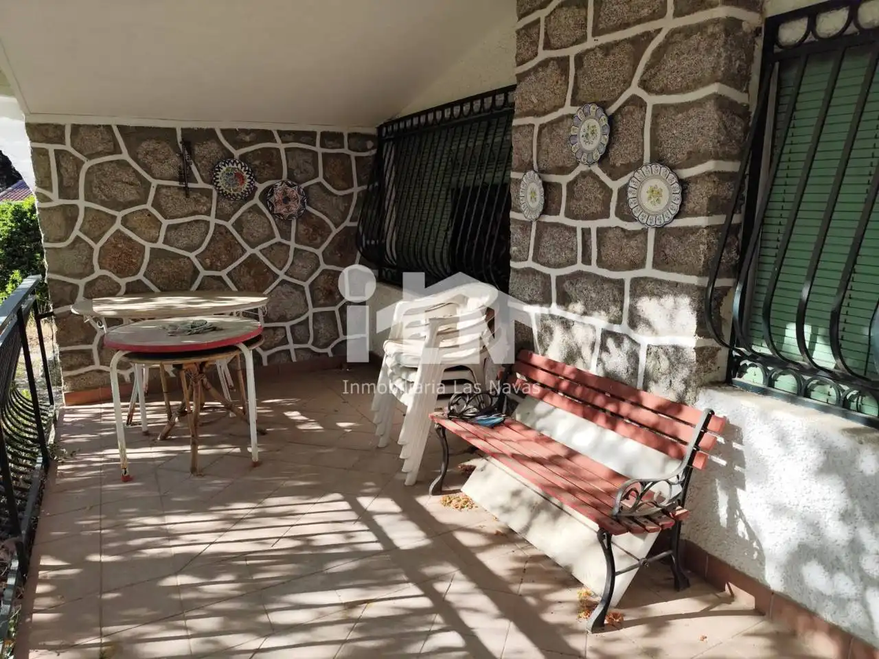 Terraza de Casa o chalet en venta en Navalperal de Pinares con Calefacción, Jardín privado y Terraza