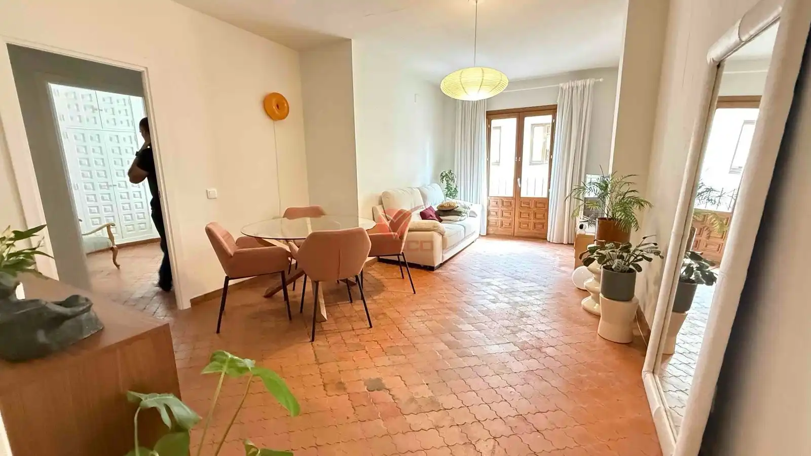 Sala d'estar de Pis en venda en Cuenca amb Calefacció i Terrassa