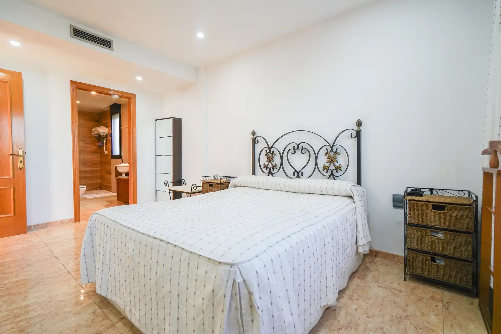 Villa mit Pool zum Verkauf in Avinguda de Catalunya, imagen 8