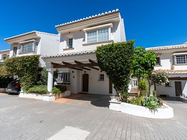 Adossat en venda a Riviera del Sol