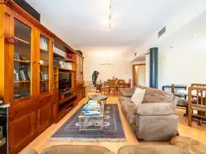 Wohnzimmer von Wohnung zum Verkauf in Madrid mit Klimaanlage, Heizung und Privatgarten