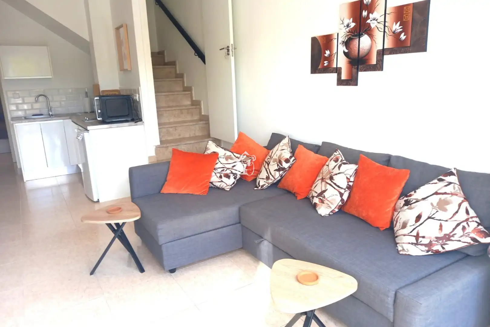 Sala d'estar de Casa adosada de lloguer en Orihuela amb Aire condicionat, Jardí privat i Terrassa