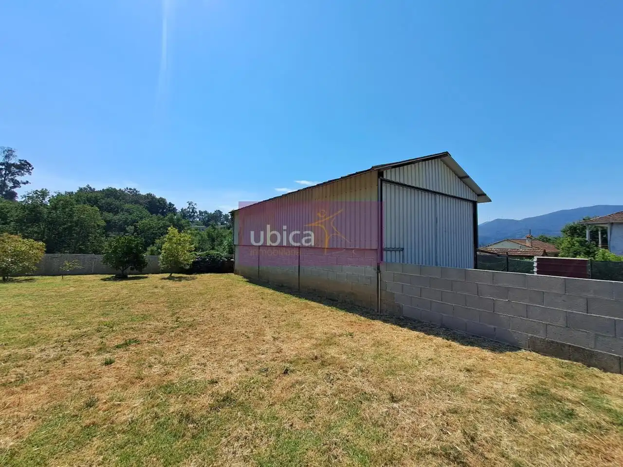 Haus oder Chalet zum Verkauf in Tui mit Heizung, Privatgarten und Terrasse