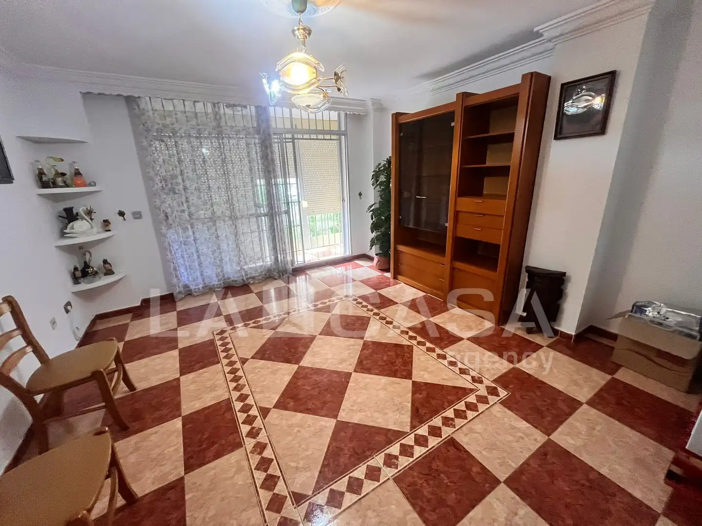 Flat for sale in Algeciras  with Balcony