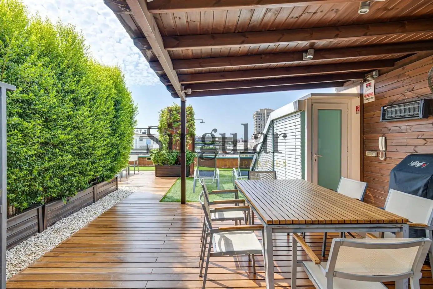Terraza de Ático en venta en Barcelona con Calefacción, Parquet y Terraza