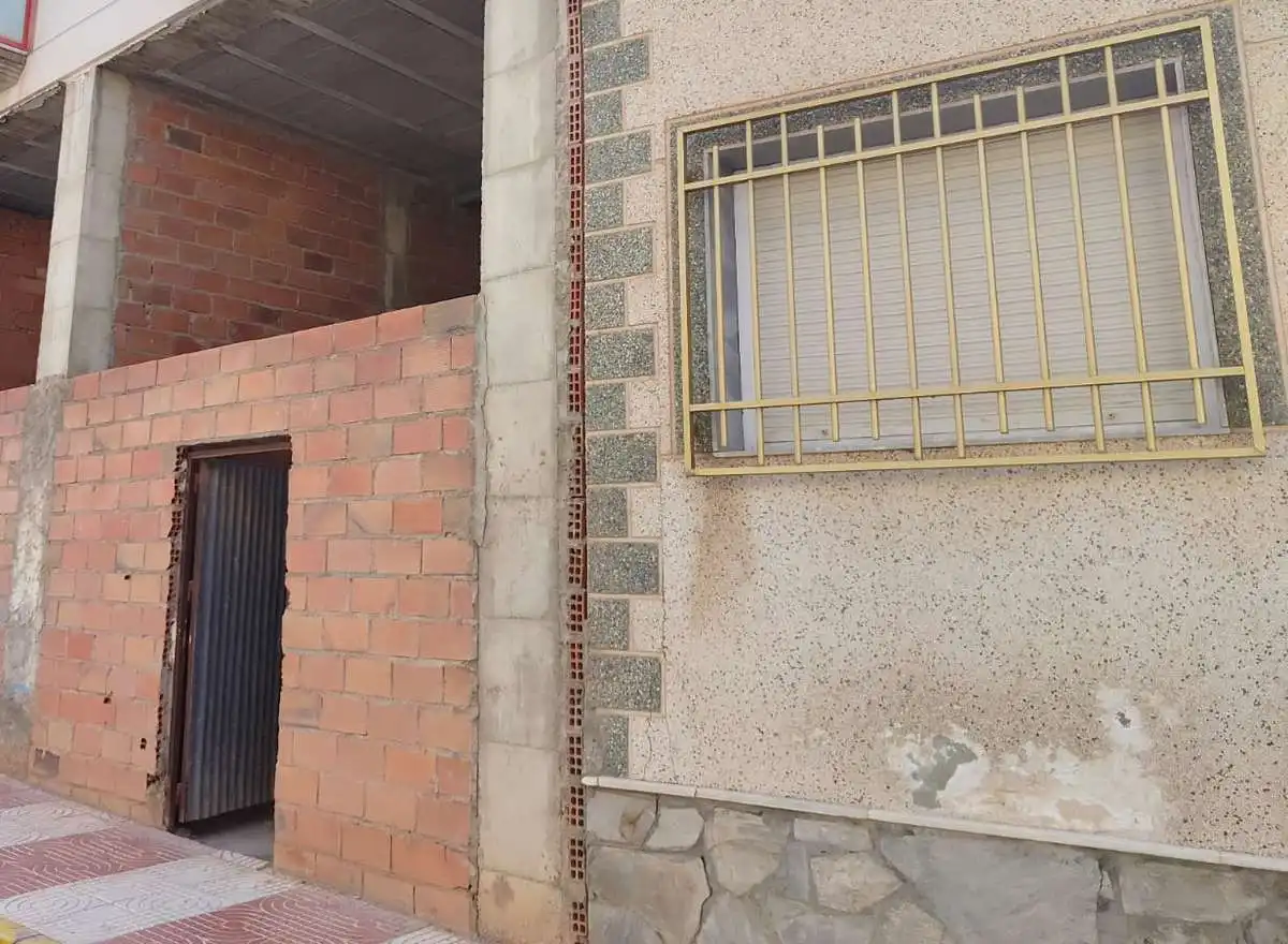 Local comercial en venta en Roquetas de Mar ciudad