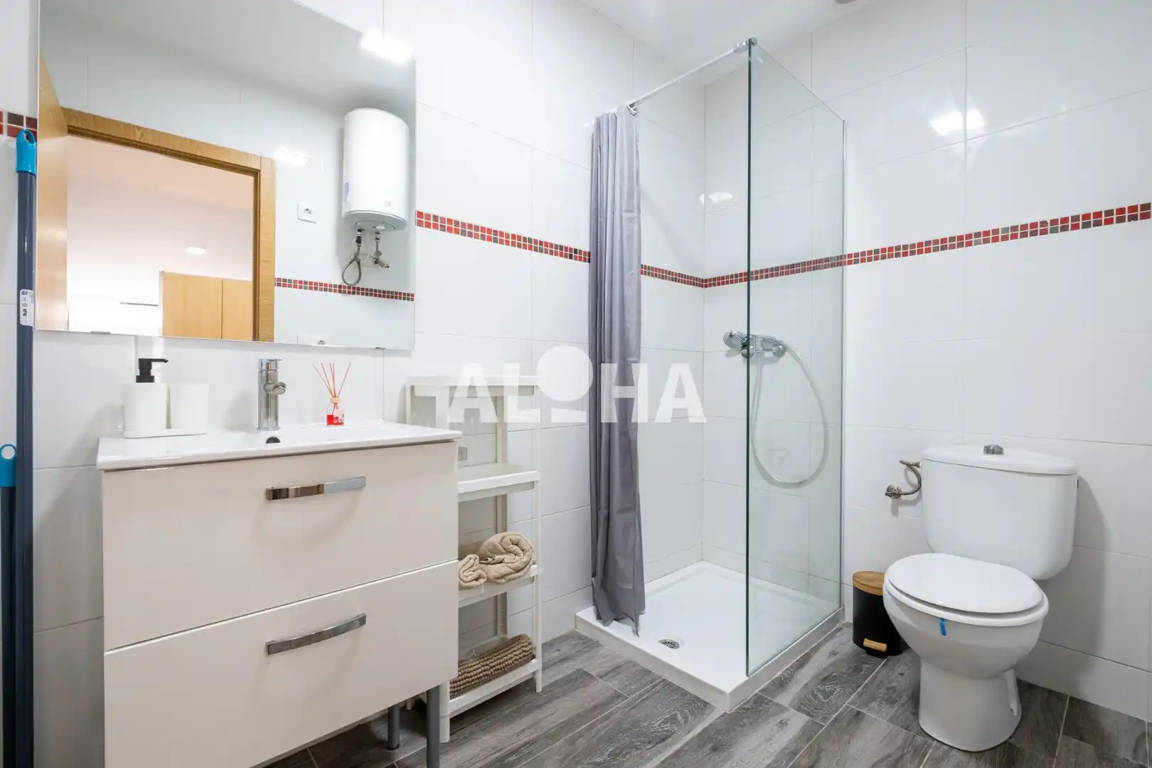 Bathroom of Apartments for rent in Moncada  with Air Conditioner, Heating and Furnished