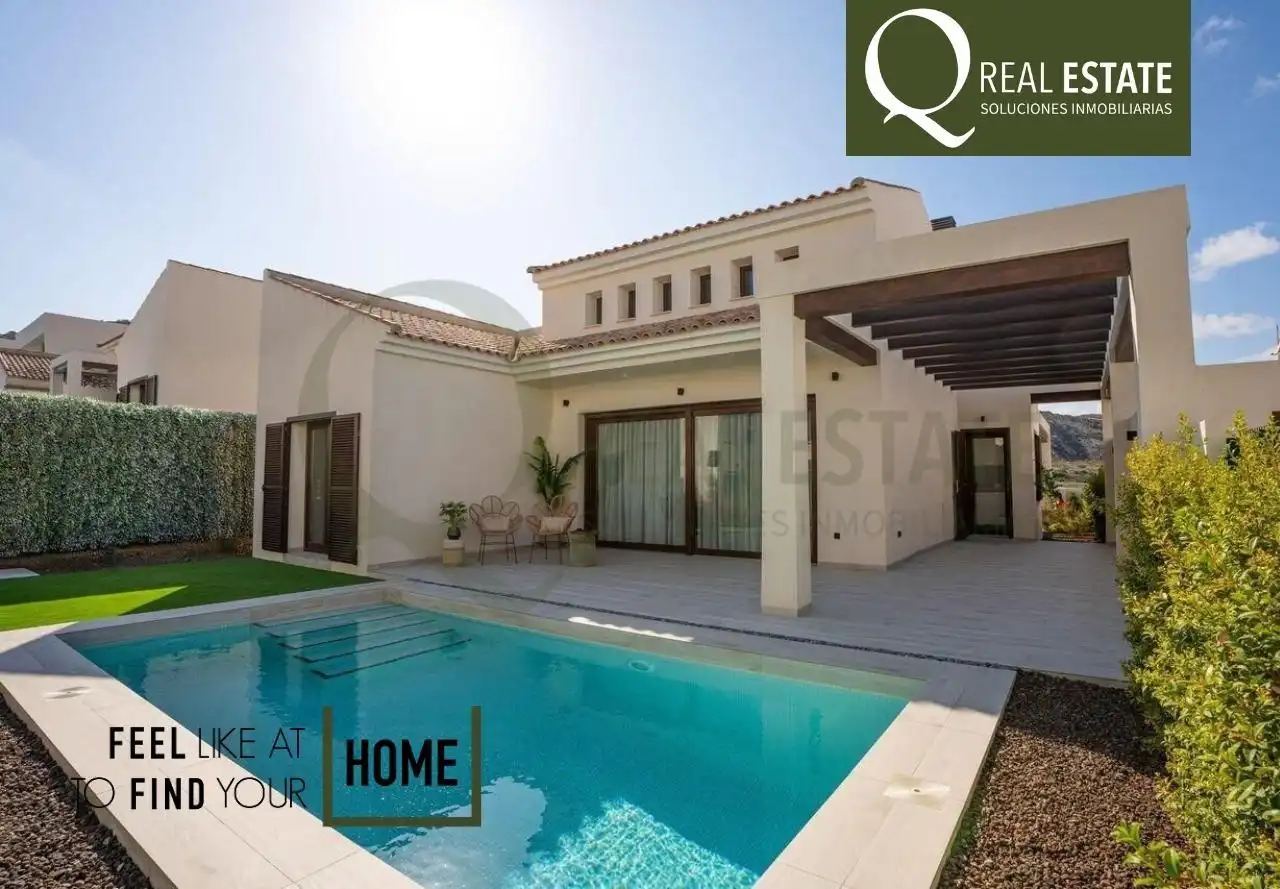 Villa con piscina in vendita a Calle Calle Dolores