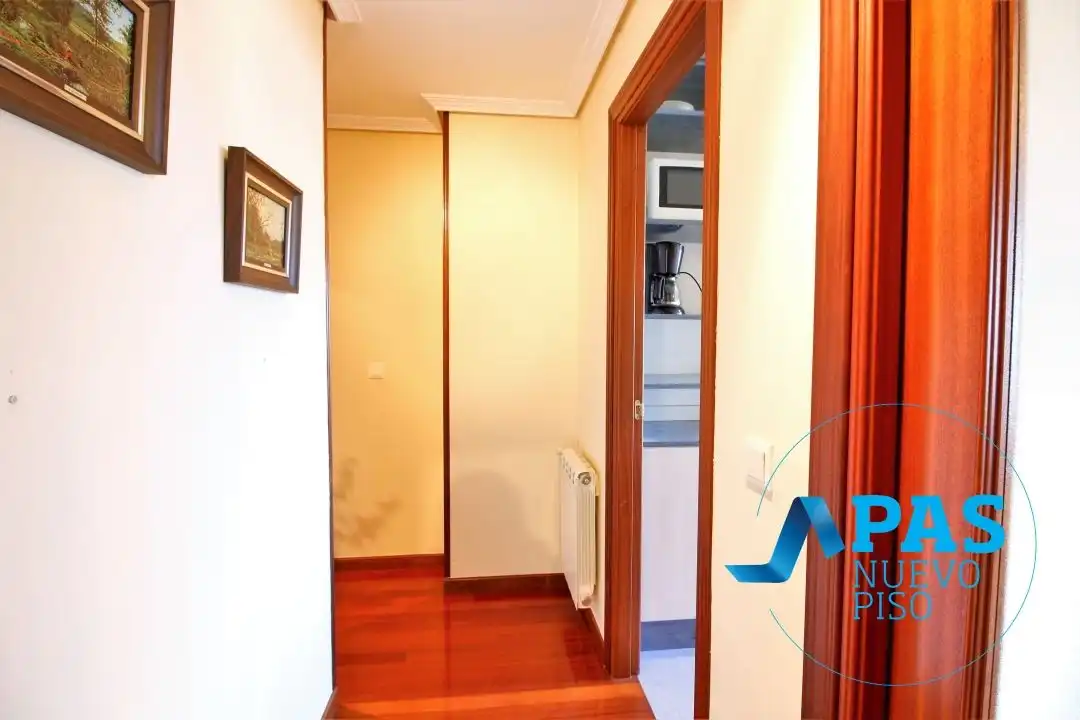 Flat for sale in Calle Justicia, Cuatro Caminos