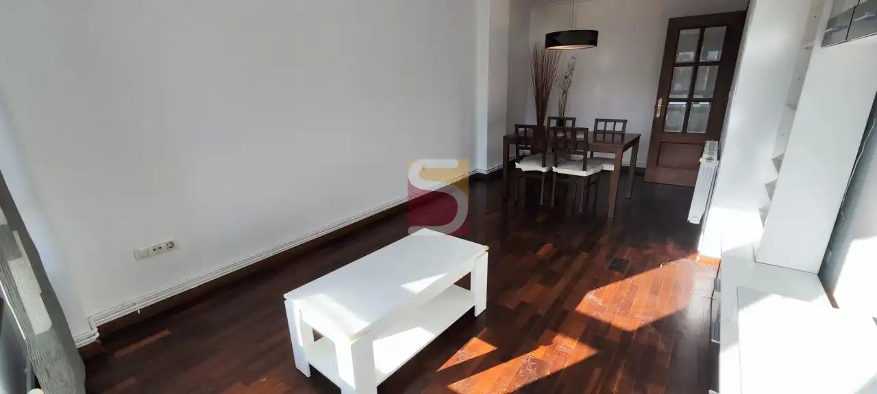 Wohnzimmer von Wohnung zur Miete in Gondomar mit Heizung, Abstellraum und Möbliert