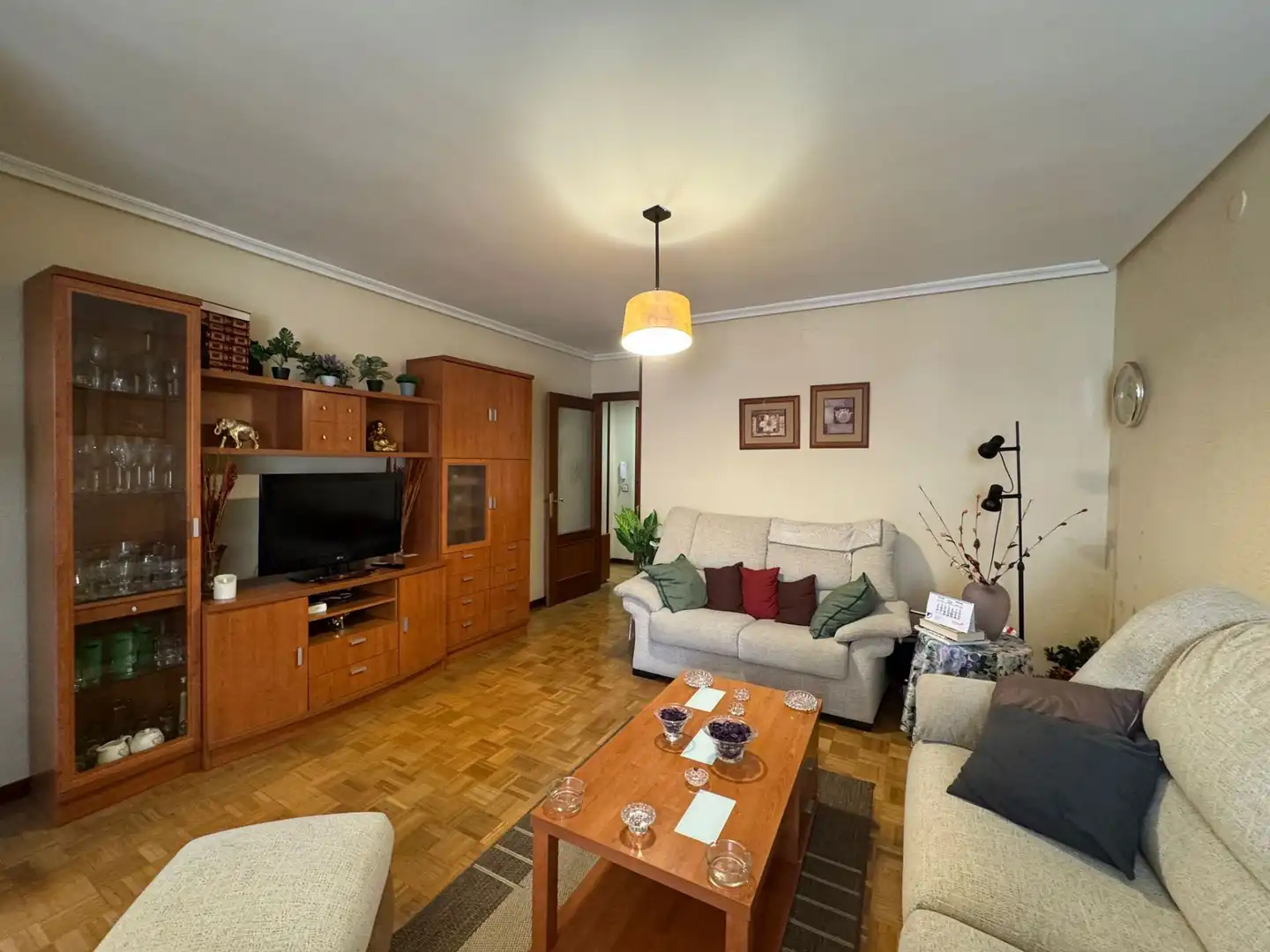 Sala de estar de Piso en venta en Benavente con Calefacción y Amueblado