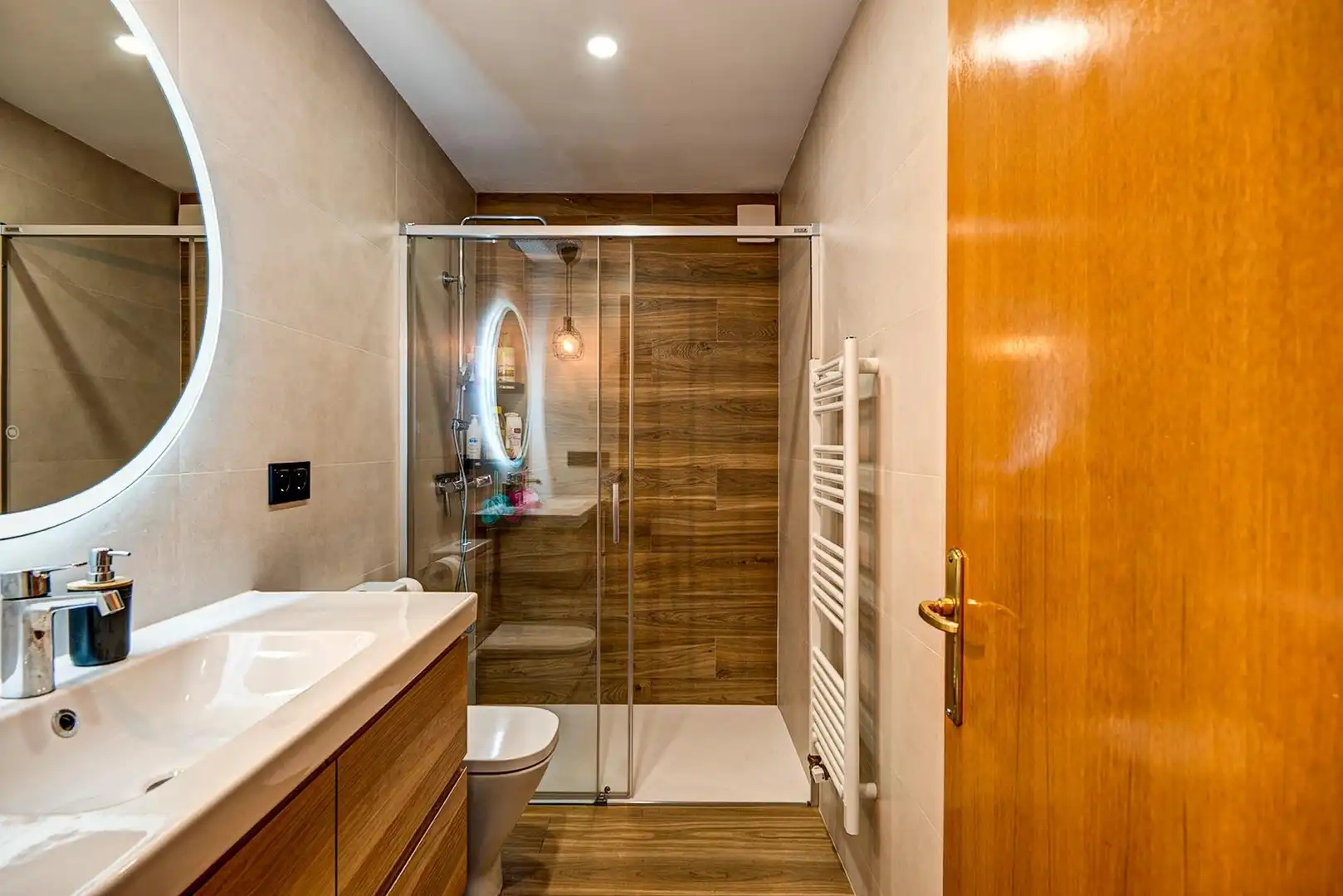 Baño de Casa adosada en venta en Igualada con Aire acondicionado, Calefacción y Terraza