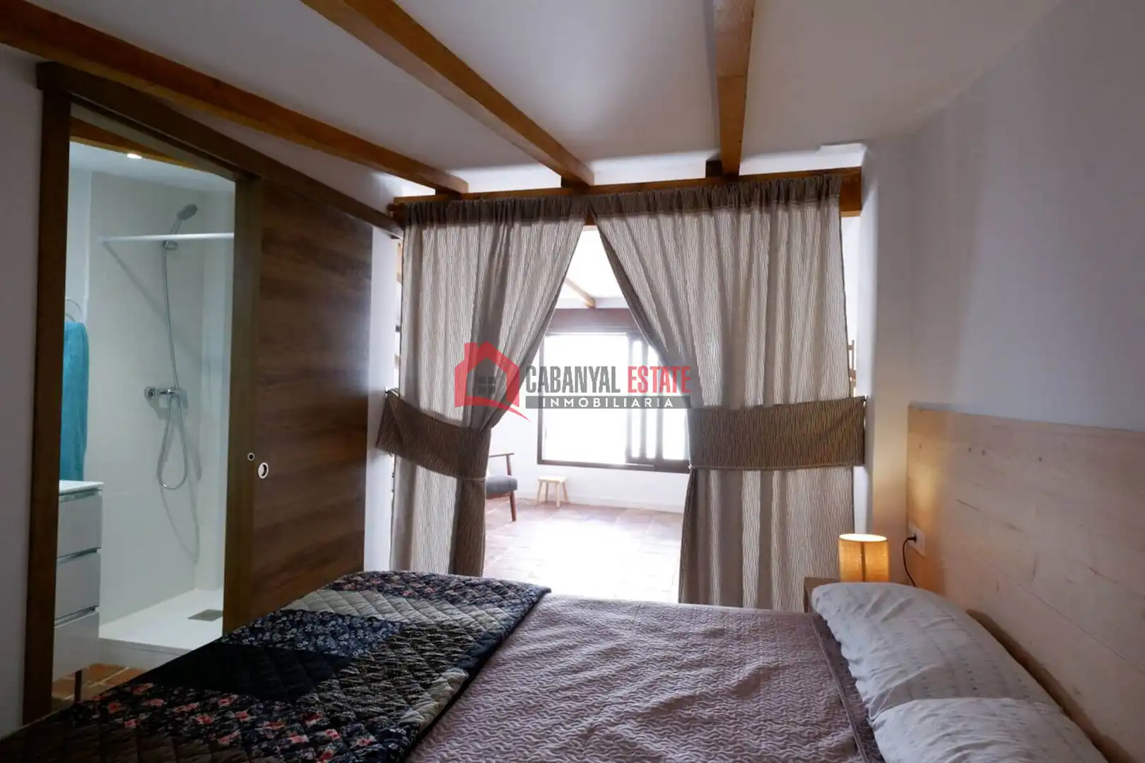 Bedroom of Duplexes for rent in Valencia  with Air Conditioner, Terrace and Furnished