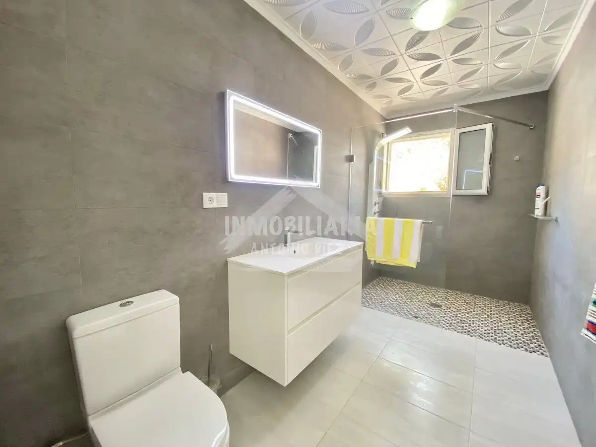 Baño de Casa o chalet de alquiler en Aspe con Calefacción y Amueblado