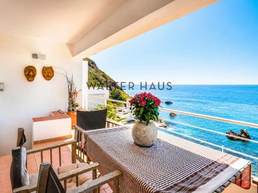 Casa con balcone in vendita a Carrer Cala Margarida