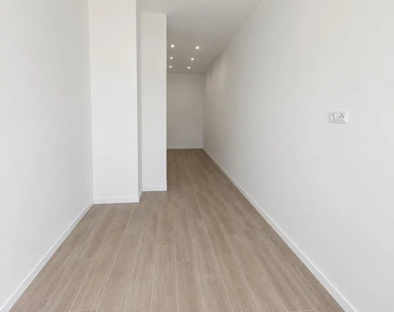 Flat for sale in Moncada  with Air Conditioner and Terrace