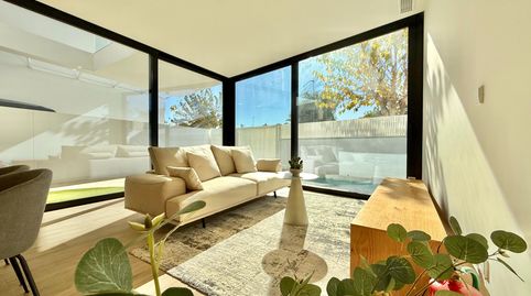 Has visto el vídeo?nbspNecesitas el 100?nbspUna villa única y la última disponible situada junto al mar, con piscina privada, ampl, imatge 3