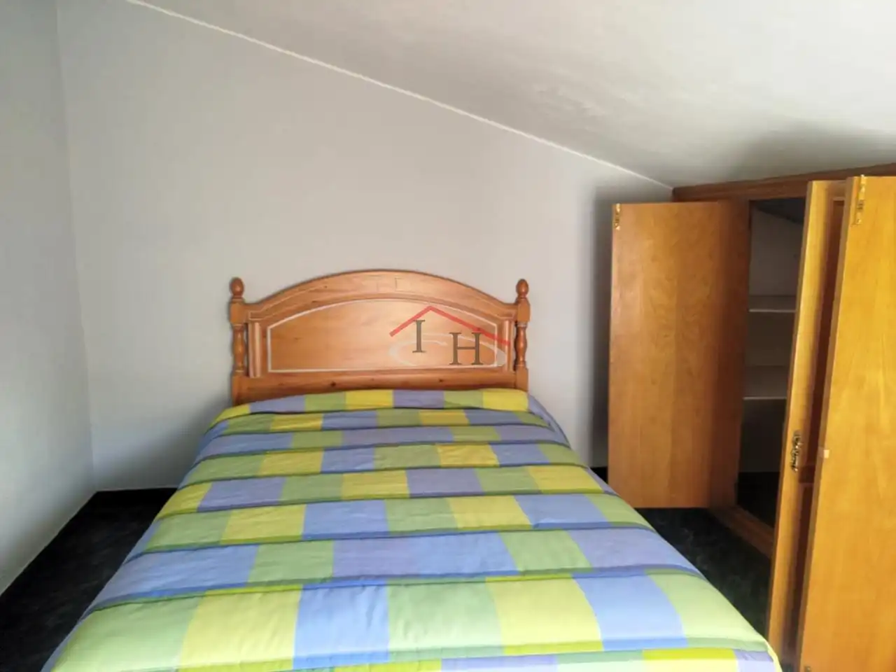 Habitación de Casa o chalet en venta en León Capital  con Calefacción, Terraza y Balcón