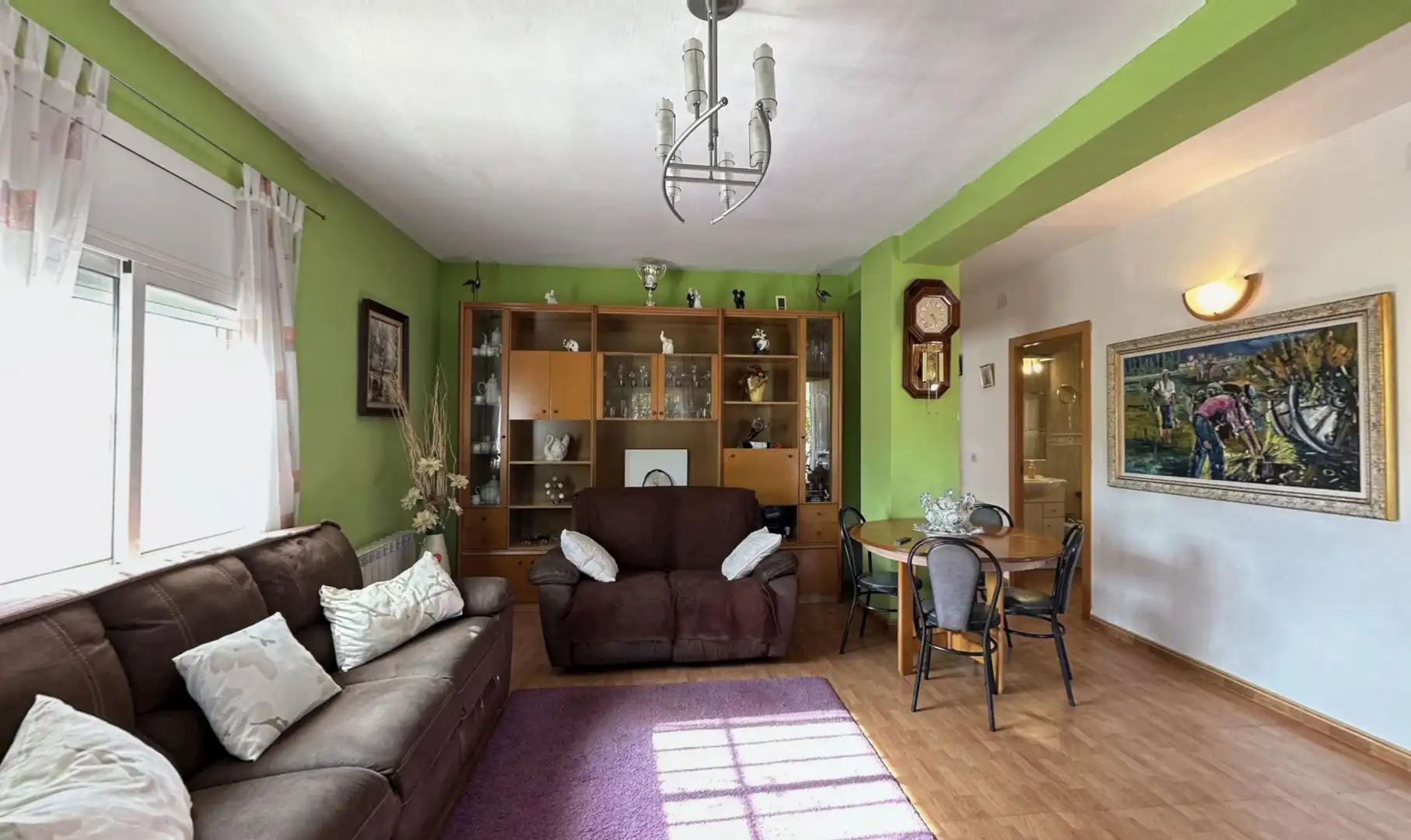 Sala d'estar de Casa o xalet en venda en La Roca del Vallès amb Calefacció, Jardí privat i Terrassa