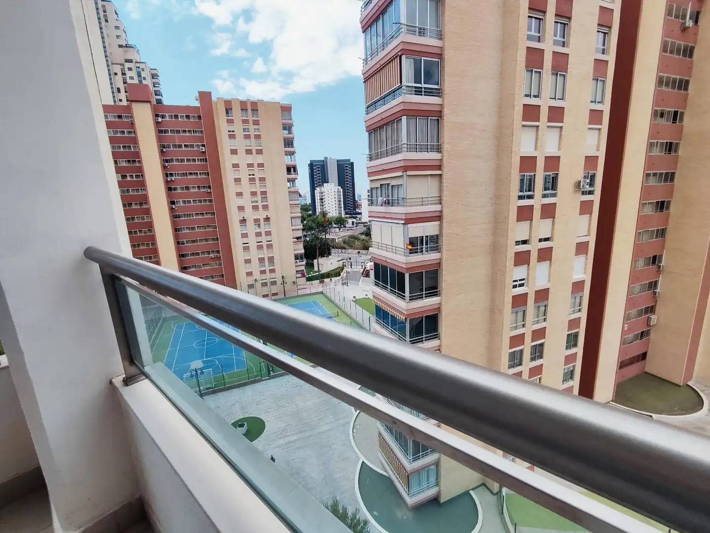 Terraza de Apartamento en venta en Benidorm con Aire acondicionado, Calefacción y Jardín privado