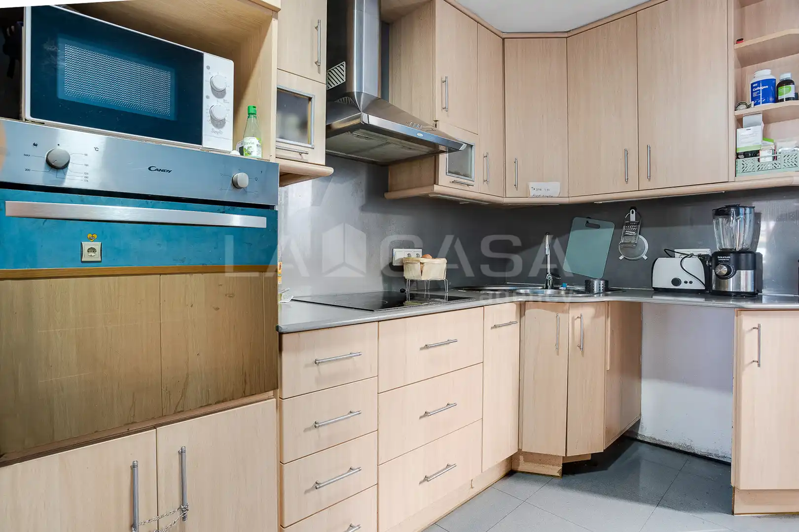 Cocina de Piso en venta en Sant Adrià de Besòs con Balcón