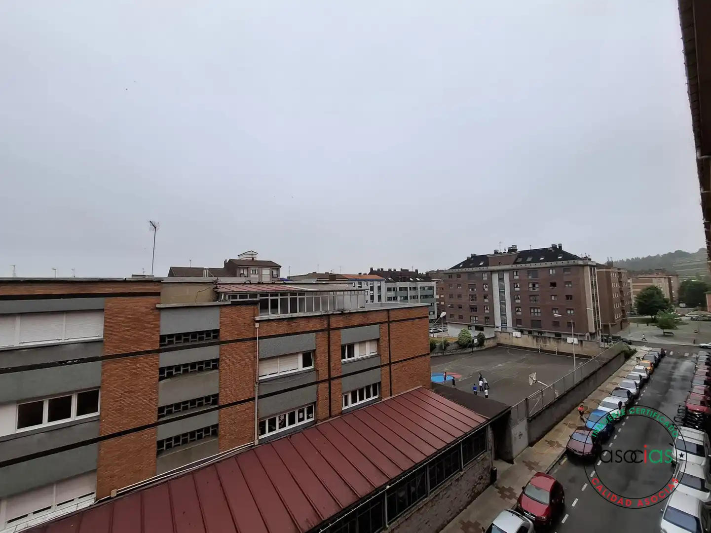 Außenansicht von Wohnung zur Miete in Gijón  mit Heizung, Parkett und Möbliert