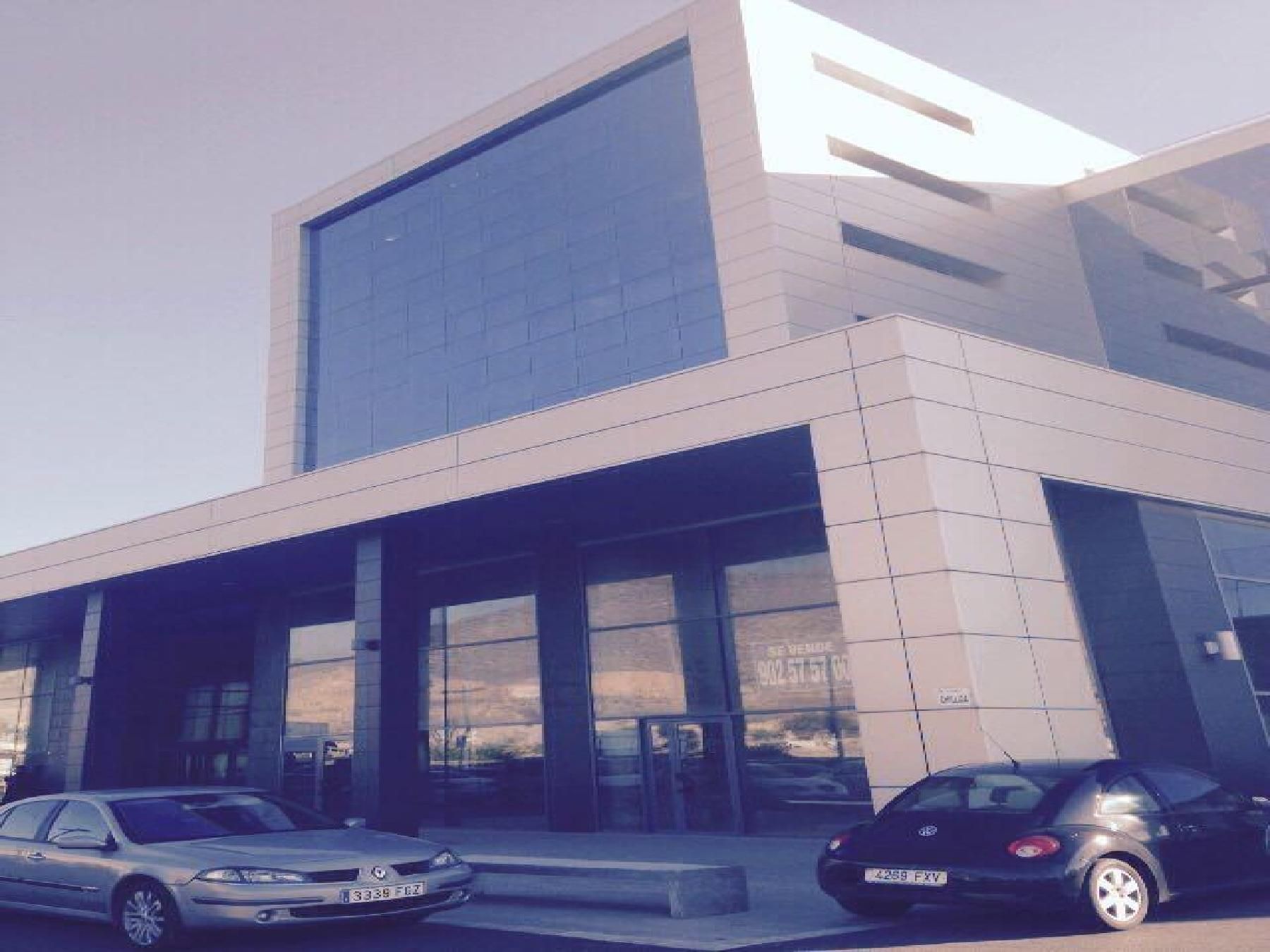 Vista exterior de Oficina en venda en Roquetas de Mar