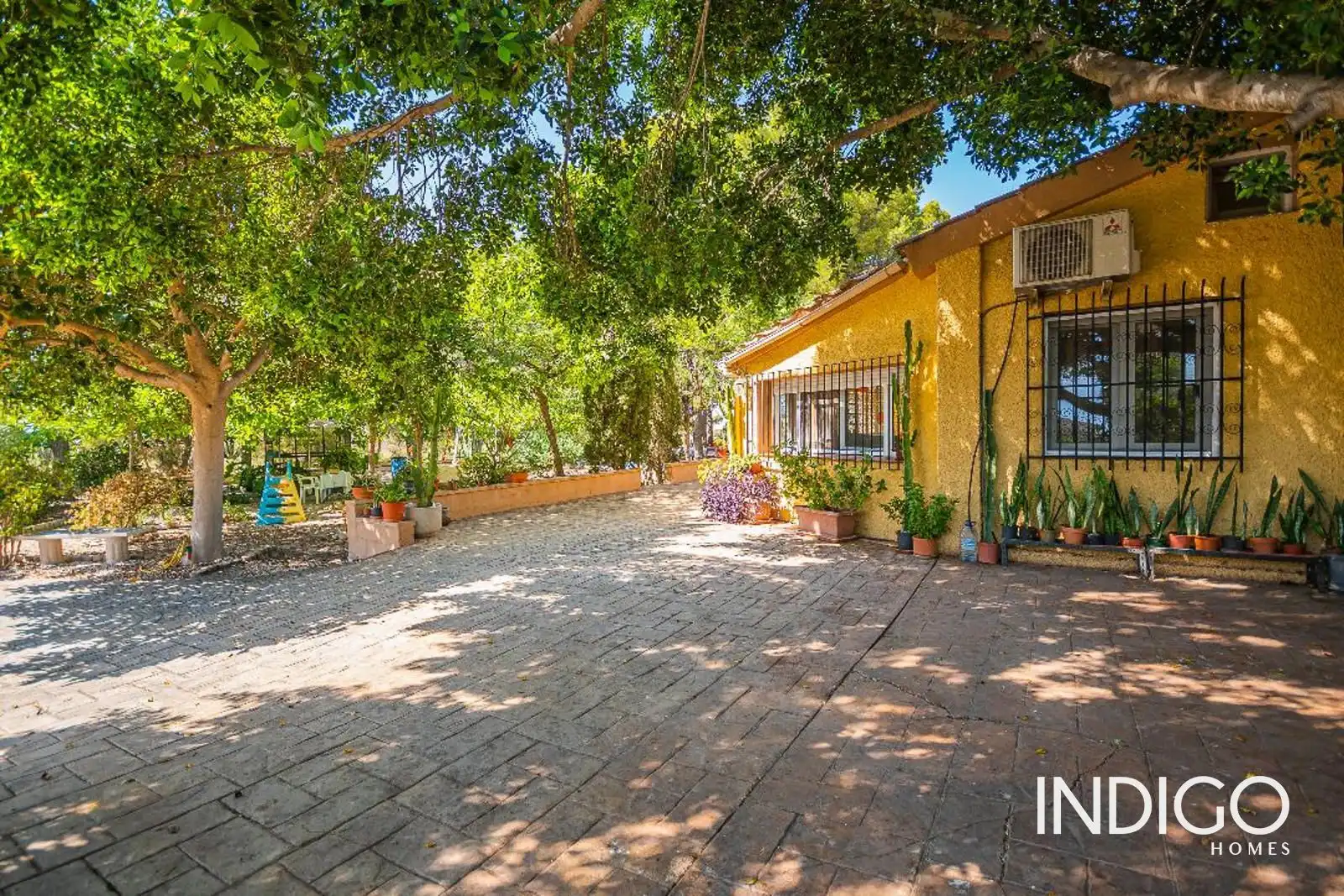 Exterior view of Houses for sale in San Vicente del Raspeig / Sant Vicent del Raspeig  with Air Conditioner, Heating and Terrace