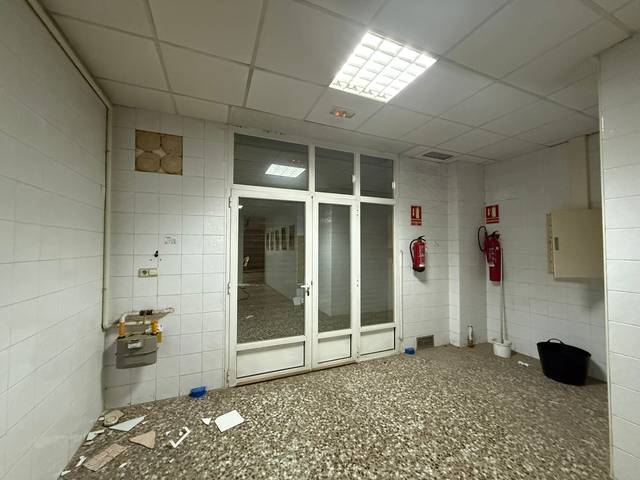 Local comercial en Alquiler en Morvedre